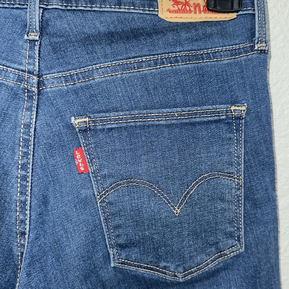 Levi’s slimming skinny jeans EUC Size 28 - Picture 9 of 12